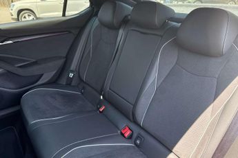 Skoda Superb 1.5 TSI e-TEC Sportline 5dr DSG