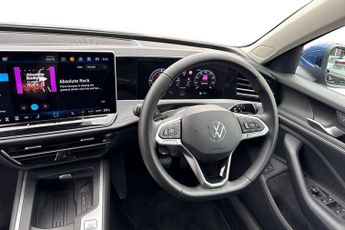 Volkswagen Passat 1.5 TSI eHybrid Life 5dr DSG