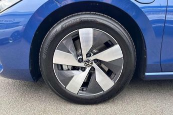 Volkswagen Passat 1.5 TSI eHybrid Life 5dr DSG