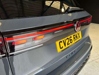 Volkswagen Tiguan 2.0 TDI R-Line 5dr DSG