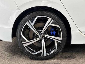 Volkswagen Golf 2.0 TSI 320 R 4Motion 5dr DSG