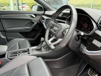 Audi Q3 35 TFSI S Line 5dr S Tronic [Leather]
