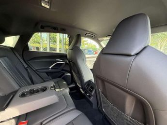 Porsche Cayenne E-Hybrid Platinum Edition 5dr Tiptronic S