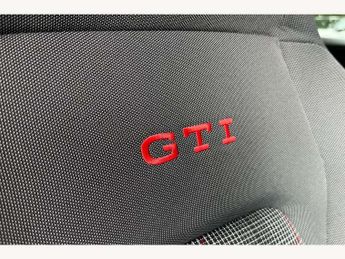 Volkswagen Golf 2.0 TSI 265 GTI 5dr DSG