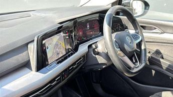 Volkswagen Golf 1.0 eTSI Life 5dr DSG