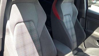 Volkswagen Golf 2.0 TSI GTI 5dr DSG