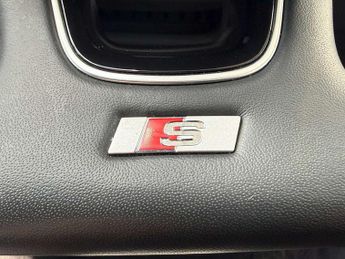 Audi A4 40 TFSI 204 Black Edition 4dr S Tronic