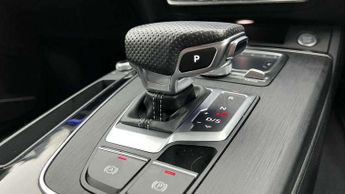 Audi Q5 40 TDI Quattro Black Edition 5dr S Tronic