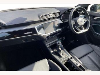 Audi Q3 35 TFSI Black Edition 5dr S Tronic [20" Alloy]