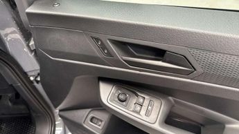 Volkswagen Caddy 1.5 eHybrid 150 Commerce+ Van DSG [Assistance]