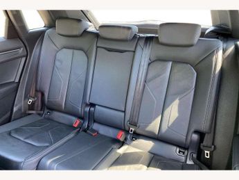 Audi Q3 35 TFSI S Line 5dr S Tronic [Leather]