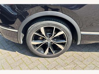 Volkswagen Tiguan 2.0 TDI 200 4Motion R-Line 5dr DSG