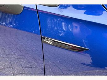 Volkswagen Golf 2.0 TSI 320 R 4Motion 5dr DSG