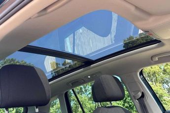 Volkswagen Tiguan 1.4 TSI eHybrid Elegance 5dr DSG