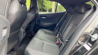 Toyota Corolla 1.8 VVT-i Hybrid Excel 5dr CVT