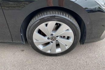 Volkswagen Golf 1.5 TSI 204 Match eHybrid 5dr DSG