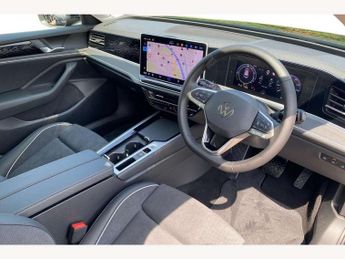 Volkswagen Passat 1.5 TSI eHybrid Elegance 5dr DSG