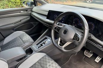 Volkswagen Golf 1.5 eTSI 150 R-Line 5dr DSG