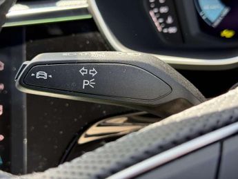 Audi Q3 35 TFSI S Line 5dr S Tronic [Leather]
