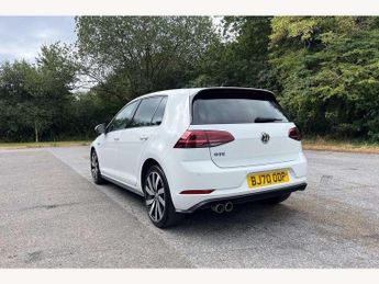 Volkswagen Golf 1.4 TSI GTE Advance 5dr DSG