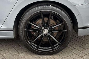 Volkswagen Passat 2.0 BiTDI 240 R-Line Edition 4MOTION 5dr DSG