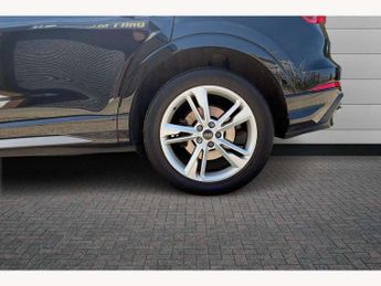 Audi Q3 40 TFSI Quattro S Line 5dr S Tronic