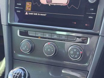 Volkswagen Golf 1.5 eTSI 150 R-Line 5dr DSG