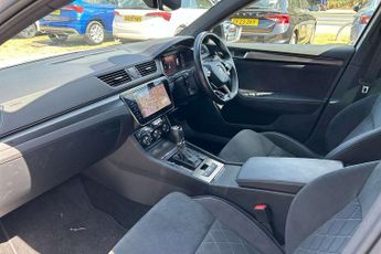 Skoda Superb 2.0 TDI CR 200 Sport Line Plus 5dr DSG