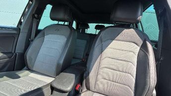 Volkswagen Tiguan 2.0 TDi 150 4Motion R-Line Tech 5dr DSG