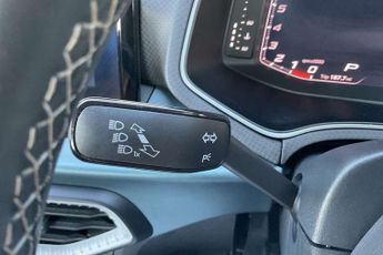 SEAT Arona 1.0 TSI 110 XPERIENCE Lux 5dr DSG