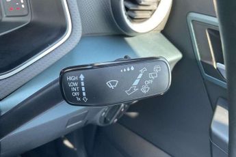 SEAT Arona 1.0 TSI 110 XPERIENCE Lux 5dr DSG