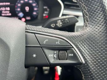 Audi Q3 40 TDI 200 Quattro S Line 5dr S Tronic