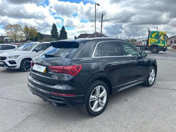 Audi Q3 40 TDI 200 Quattro S Line 5dr S Tronic