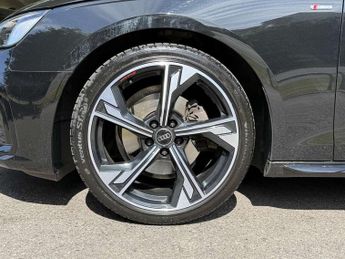 Audi A4 35 TDI Black Edition 4dr S Tronic