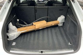 Audi Q5 50 TFSI e Quattro S Line 5dr S Tronic
