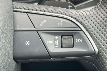Audi Q5 50 TFSI e Quattro S Line 5dr S Tronic
