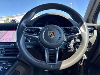 Porsche Macan 5dr PDK