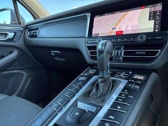 Porsche Macan 5dr PDK