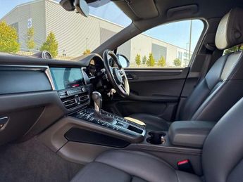 Porsche Macan 5dr PDK