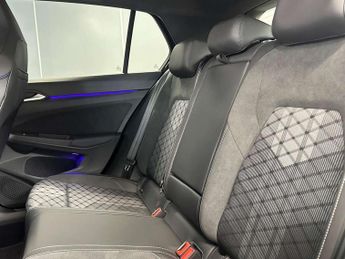 Volkswagen Golf 1.5 eTSI 150 R-Line 5dr DSG