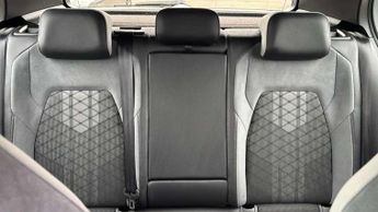 Volkswagen Golf 1.5 TSI 150 R-Line 5dr