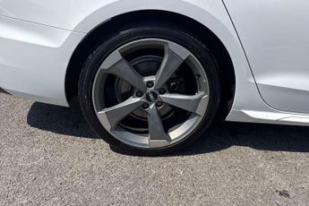 Audi A4 35 TDI Black Edition 5dr S Tronic