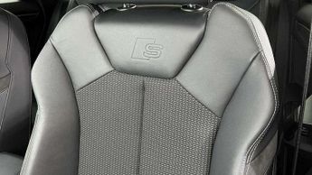 Audi Q3 45 TFSI e S Line 5dr S Tronic