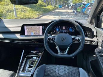 Volkswagen Golf 1.5 eTSI 150 Black Edition 5dr DSG