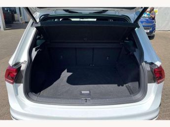 Volkswagen Tiguan 2.0 TDi 150 R-Line Tech 5dr DSG