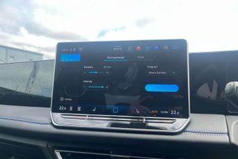 Volkswagen Tiguan 2.0 TDI R-Line 5dr DSG