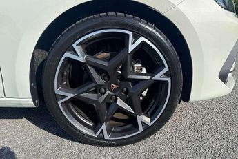 Cupra Leon 1.5 eTSI 150 V2 5dr DSG