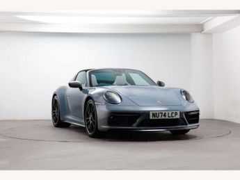 Porsche 911 GTS 2dr PDK