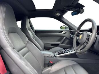 Porsche 911 S 2dr PDK