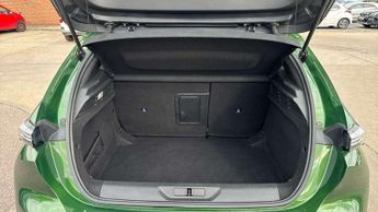 Peugeot 308 1.2 PureTech Allure Premium 5dr EAT8